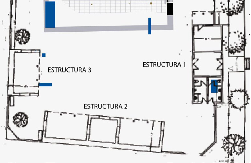 Figura 12. Detalle de la planta edilicia donde se observan las tres estructuras modernas y la planta original de la capilla arqueológica