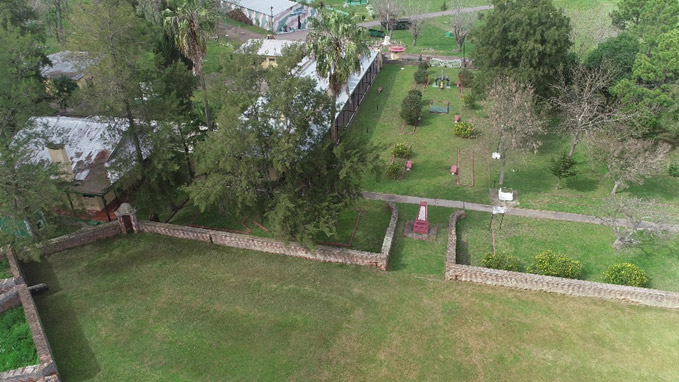 Figura 2. Relevamiento del sitio durante la primera etapa, mediante el empleo de Drone Phantom 4. Fotografía propia